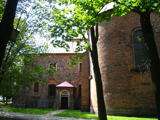 Katedra
rzadziej pokazywana od tej strony
