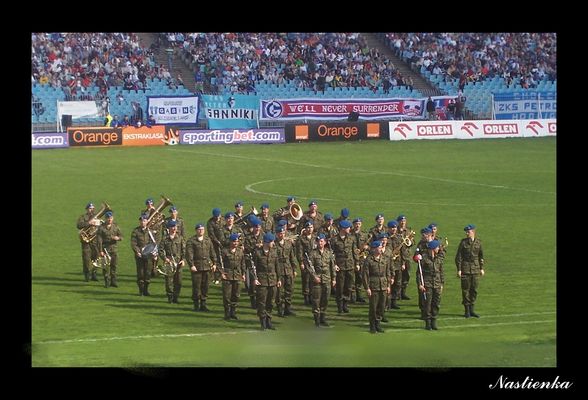 Uroczystości przed meczem o puchar Polski na stadionie Wisły Płock
