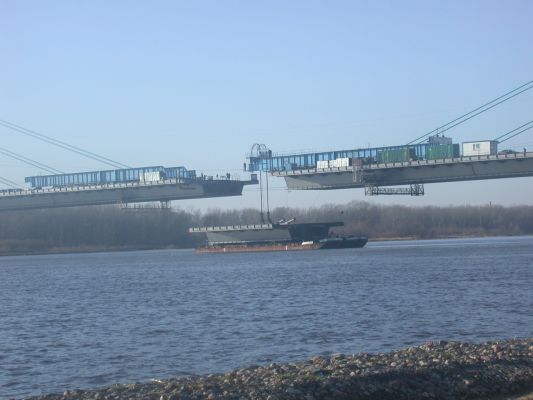 Nowy most oststnie łączenie
