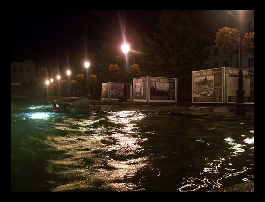 fontanna na Starym Rynku nocą
Słowa kluczowe: stary rynek fontanna afrodyta