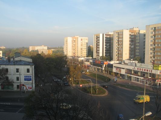 Zabudowania na os. Tysiąclecia
Widok z Hotelu Petropol

Uwaga: Duży plik (ok. 3 MB)
