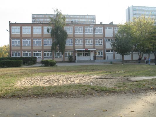 Szkoła Podstawowa nr 3
Uwaga: Duży plik (ok. 3 MB)
