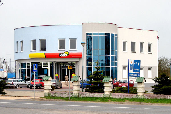 Polomarket na Winiarach
