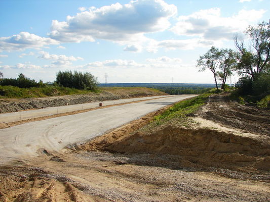 Budowa dróg dojazdowych do nowego mostu
Wrzesień 2006
