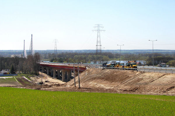 Budowa dróg dojazdowych do nowego mostu
Kwiecień 2007
