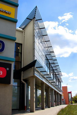 Fragment elewacji CH Auchan
ul. Wyszogrodzka/Jana Pawła II
