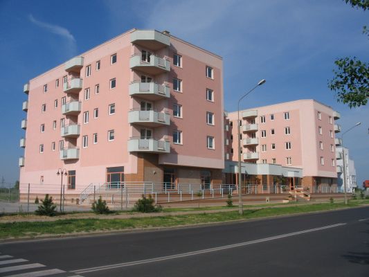 Apartamentowiec "Pink"
