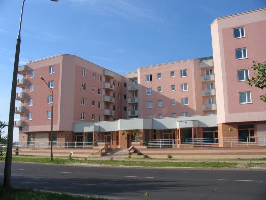 Apartamentowiec "Pink"
