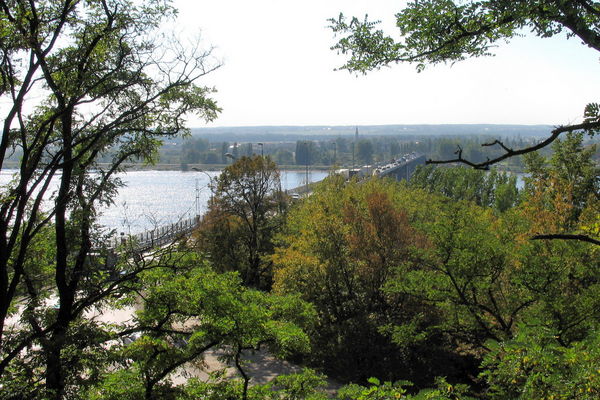 Widok na stary most z parku Broniewskiego
