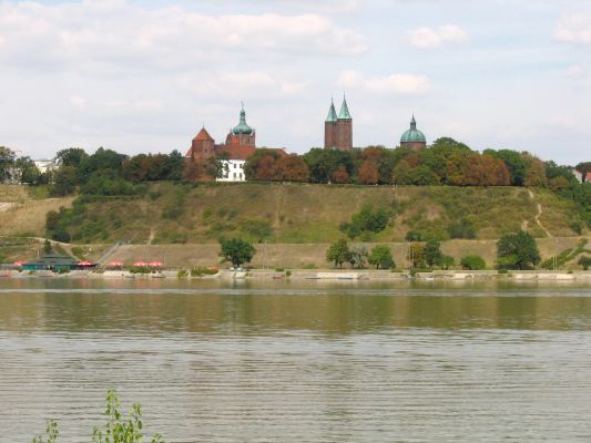 Wzgórze Tumskie od strony Radziwia
