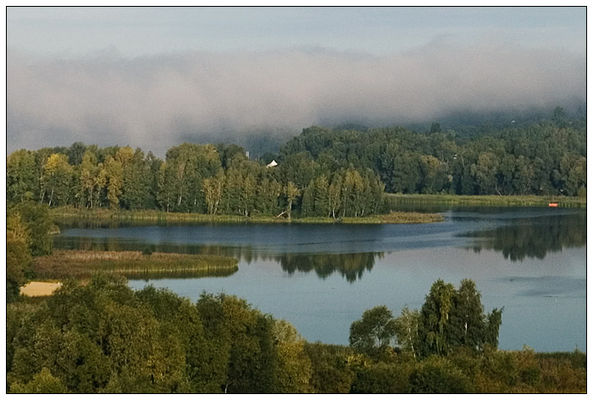 Sobótka
Słowa kluczowe: Sobótka Wzgórze Mgła Woda Jezioro