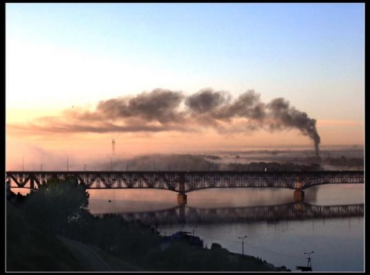 parowóz
niecodzienny widok zastany w dzien powszedni okolo godzniy 6 rano.
