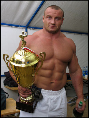 Mariusz Pudzianowski
Mistrzostwa STRONGMAN
