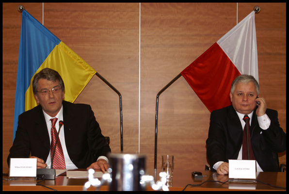 Prezydenci Lech Kaczyński i Wiktor Juszczenko z wizytą w PKN ORLEN
