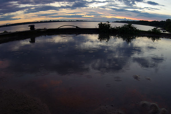 późnym wieczorem nad Wisłą
