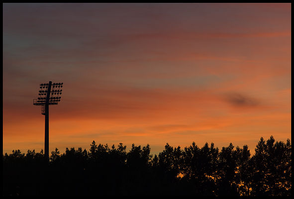 oświetlenie nad stadionem
detale
