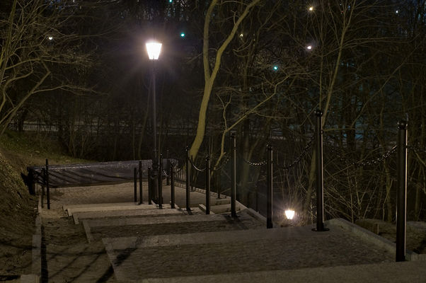 park za katedrą
odnowione schody.
