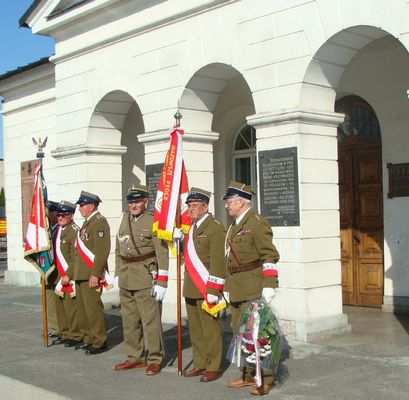 Płock Powstańcom Warszawy 1944
1 sierpnia 2009 poczet sztandarowy
Słowa kluczowe:  Powstańcom Warszawy 