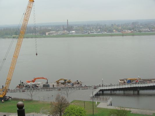 Budowa falochronu
Słowa kluczowe: molo