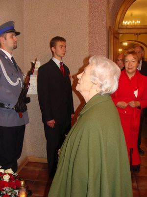 Uroczystości poświęcone Małachowiakom poległym i pomordowanym na Wschodzie w latach 1939 - 1956
18 września 2009
Słowa kluczowe: Małachowianka