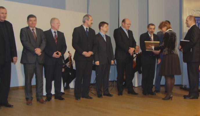 Gala plebiscytu "Z Tumskiego Wzgórza 2009" - kategoria Kultura
10.03.2010
Słowa kluczowe: nominacje