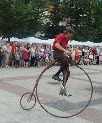 Dni Historii Płocka 2010
historia roweru - bicykl
Słowa kluczowe: rower