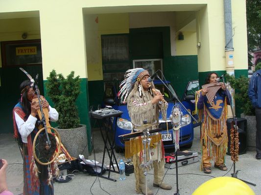 Drugi Jarmark Tumski
Dzień sztuki
Słowa kluczowe: Indianie