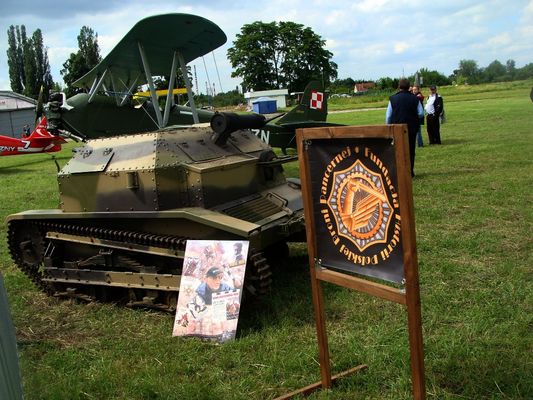 Piknik lotniczy 
2010 r.

Eksponat Fundacji Historii Polskiej Broni Pancernej
Słowa kluczowe: Piknik lotniczy 