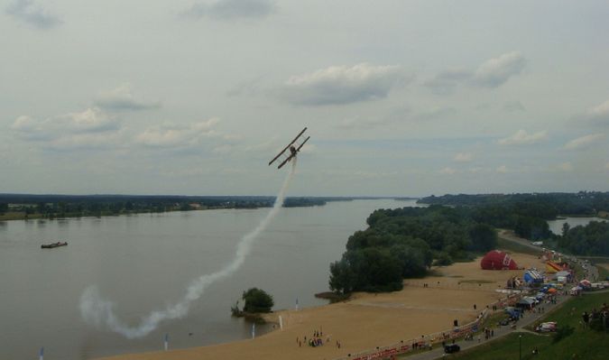 piknik lotniczy 
2010 r
Słowa kluczowe: piknik lotniczy 