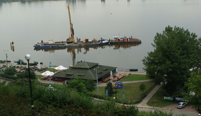 Budowa molo
Słowa kluczowe: molo