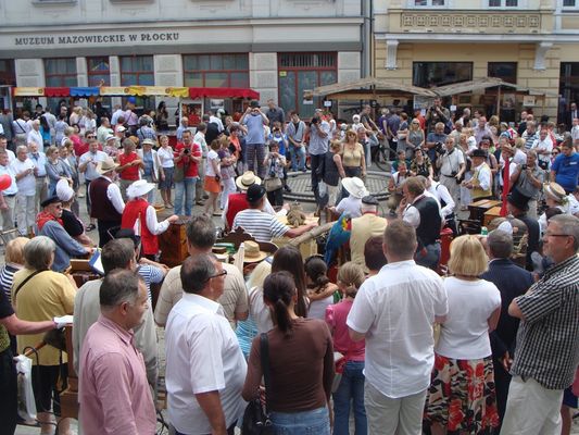 IV Jarmark Tumski
Słowa kluczowe: Jarmark Tumski