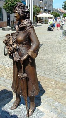 Mira Zimińska - Sygietyńska
Ul Tumska. Odłonięcie pomnika dnia 08. czerwca 2014 r.
Słowa kluczowe: Tumska pomnik Mira