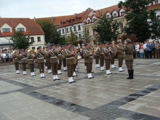 Orkiestra dęta
Stary Rynek - 90 - rocznica Obrony Płocka 1920 r. 18 sierpnia
Słowa kluczowe: wojsko