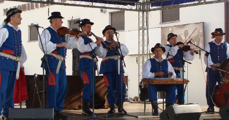 Piknik Archeologiczno Etnograficzny 2009
Futomska kapela
Słowa kluczowe: Piknik Archeologiczno Etnograficzny