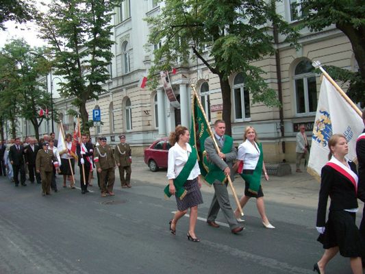 88 rocznica wojny polsko-bolszewickiej w 1920 roku
Przemarsz do Katedry
Słowa kluczowe: święto Wojska Polskiego