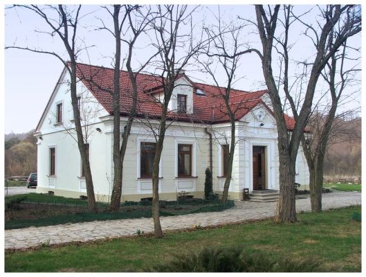 Restauracja na terenie Ośrodka Jeździeckiego w Cierszewie.
Dawny dom młynarza z 1886 r.
