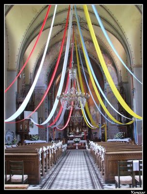 Wnętrze kościoła w Duninowie Nowym
