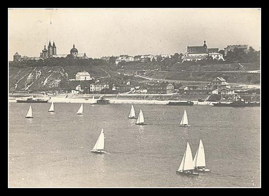 Skarpa, wisła i łódeczki :)
