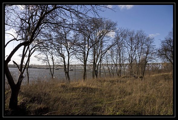 ...most, mostek, mosteczek, kładka...;)
