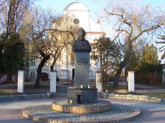 Nowowiejski
Słowa kluczowe: pomnik