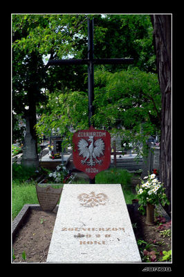 1920
Żołnierzom 1920 roku - Pomnik zanjduje się na cmentarzu na Radziwiu
