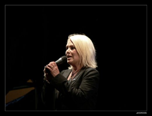 Kim Wilde
Dzień Chemika 2006
Słaba jakość - wybaczcie stałem daleko :)
Słowa kluczowe: dhp06