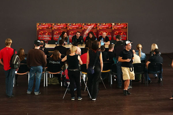 Płock Cover Festiwal 2009
12 września 2009 niemiecka legenda metalu wystąpiła w Płocku na kończącym lato Płock Cover Festiwal. Był to pierwszy koncert Blind Guardian w Polsce.
