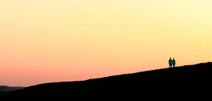 Spacer
Wieczorny spacer po wale w okolicach Wykowa.
