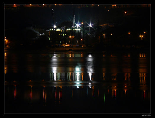 Płockie U.F.O. nocą
