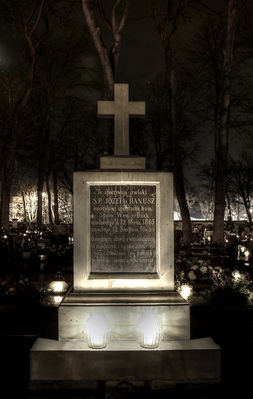 Mogiła Józefa Hanusz
Cmentarz zabytkowy przy ul. Kobylińskiego
