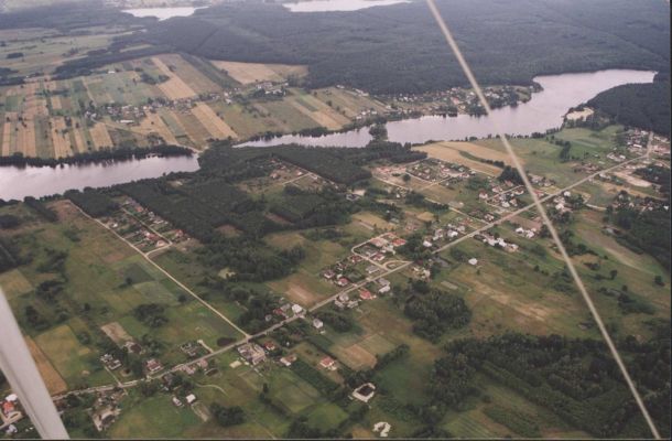 Jezioro w Grabinie
Zdjęcia okolic Płocka - Grabina. Dzięki motolotniarzowi Jackowi P.
Słowa kluczowe: grabina okolice płocka