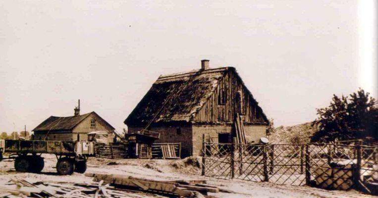 Na chwilę przed Kombinatem
Zabudowania przeznaczone do rozbiórki
