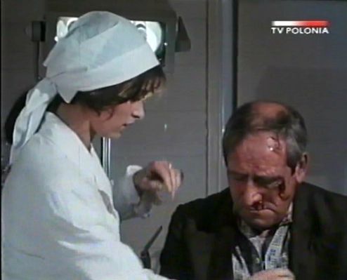 "Zielona Miłość"
Scena z filmu "Zielona Miłość". Sarna i Jan Himilsbach. Szpital na Winiarach.
Słowa kluczowe: Zielona Miłóść Joanna Pacuła Jan Himilsbach