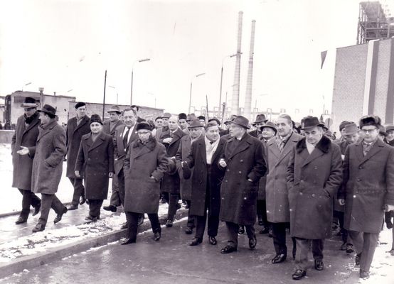 Uroczystość otwarcia Kombinatu
I sekretarz KC PZPR Władysław Gomułka wizytujący Kombinat

